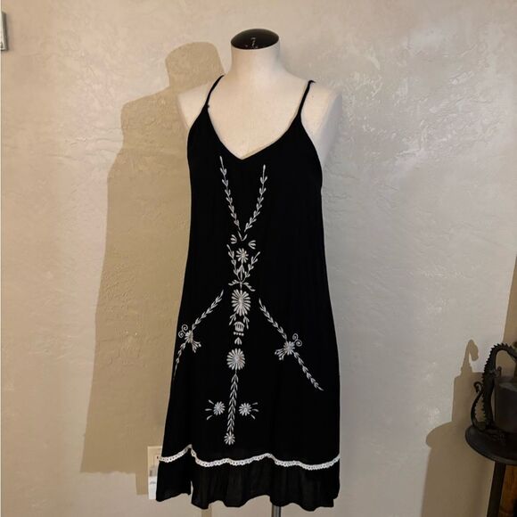 Gauze sun Dress with White Embroidery Sz L - Picture 9 of 9